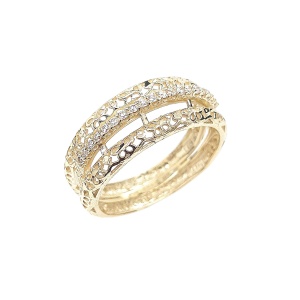 טבעת שורות חרוטות עם שורת זרקונים