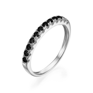 טבעת שורה שיבוץ שחור