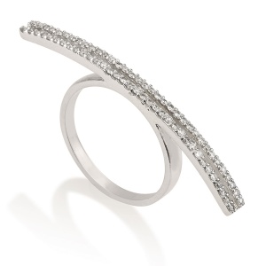 טבעת שני פסים משובצת אבנים קטנות